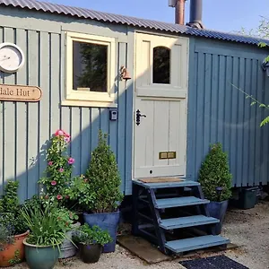 Elmdale Hut - Shepherds Hut Apartment Yatton