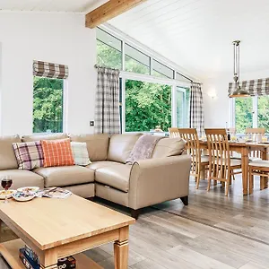 Mill Retreat Kelston